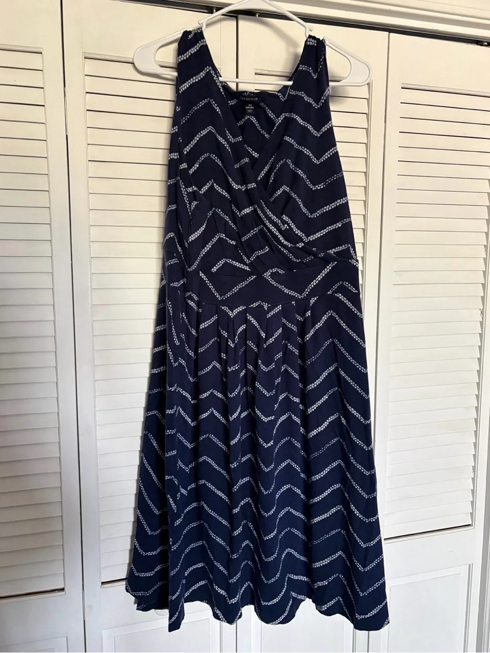 Lands end fit & flare Navy Blue Chevron Wrap-Style Sundress - Picture 1 of 3